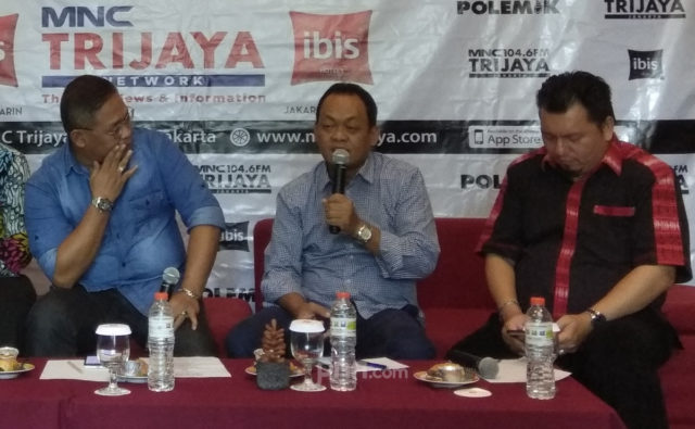 suparji-ahmad-pakar-hukum-dari-uai-tengah-saat-diskusi-polemik-trijaya-di-jakarta-sabtu-111-foto-mesyajpnn-26