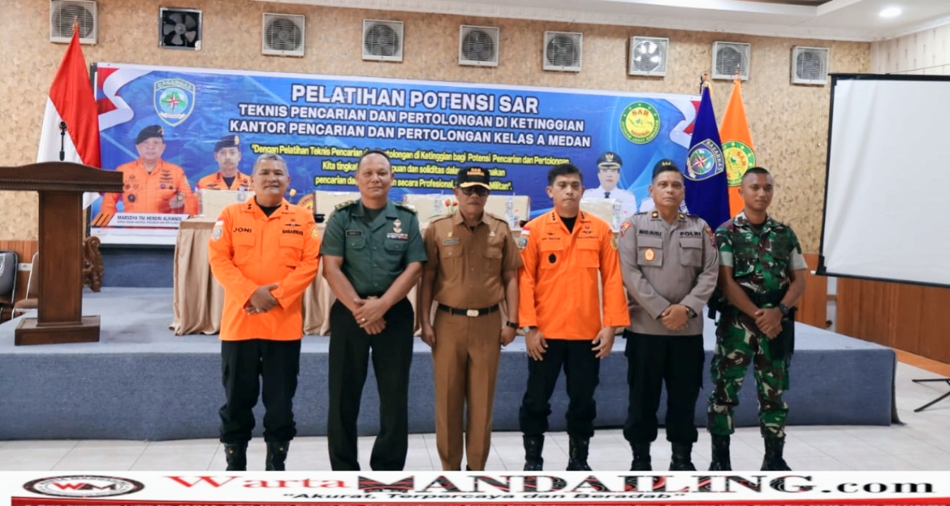Pelatihan Potensi SAR di ikuti oleh para peserta dari TNI POLRI dan beberapa Instansi dari Pemkab Madina, peserta dari kecamatan dan desa. Pelatihan pertolongan di ketinggian diikuti sebanyak 50 peserta, Senin (24/7/2023) fhoto : Istimewa.