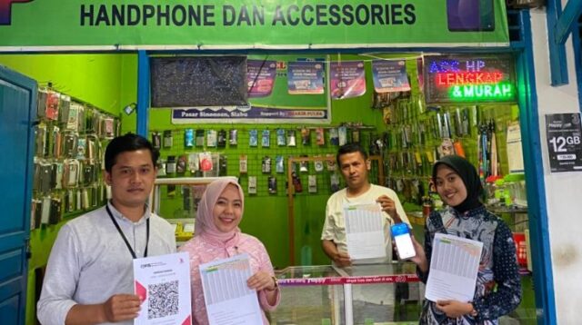 Bank Rakyat Indonesia (BRI) Unit Siabu -Branch Office Panyabungan melakukan kegiatan grebek pasar di Pasar Sinonoan, Rabu (22/11/2023) Dok : BRI Unit Siabu.
