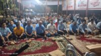 Ketua TKD Prabowo-Gibran Madina Erwin Efendi Lubis dan sejumlah pengurus partai pendukung Prabowo-Gibran nobar, Minggu (4/2/2024) fhoto : Istimewa.