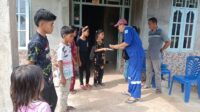 PT Energi Mega Persada (EMP) menyalurkan bantuan dana pendidikan kepada 30 siswa sekolah dasar (SD) yang kurang mampu, fhoto : Istimewa.