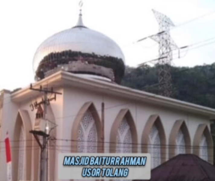 Masjid Baitur Rahman sarana tempat ibadah yang cukup nyaman yang terletak persis di pinggir jalan lintas sumatera (jalinsum) Medan- Padang, fhoto : Ist