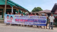 Persatuan betor kecamatan Badiri Deklarasi Dukungan pada Pasangan Bakal Calon Bupati Tapteng 2024-2029 Keyedi - Darwin, "Kedan". Fhoto : Istimewa.